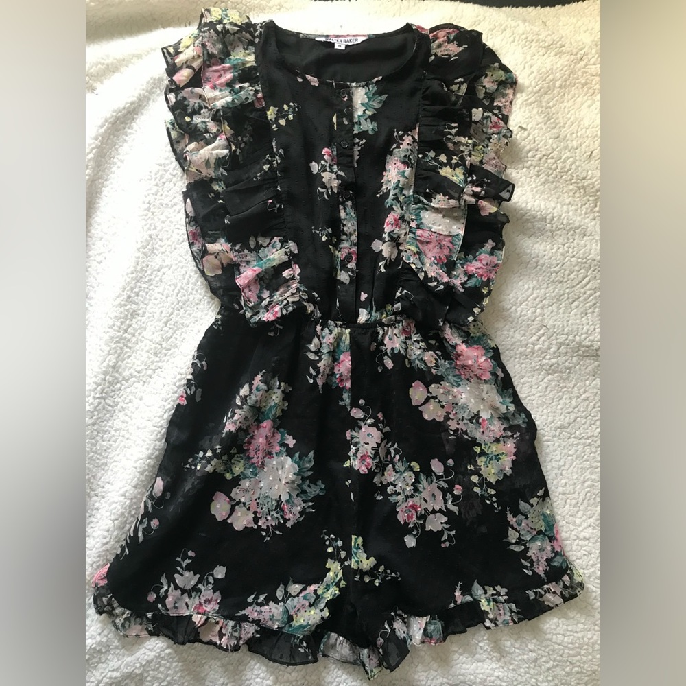 Walter baker black floral paradise romper size medium